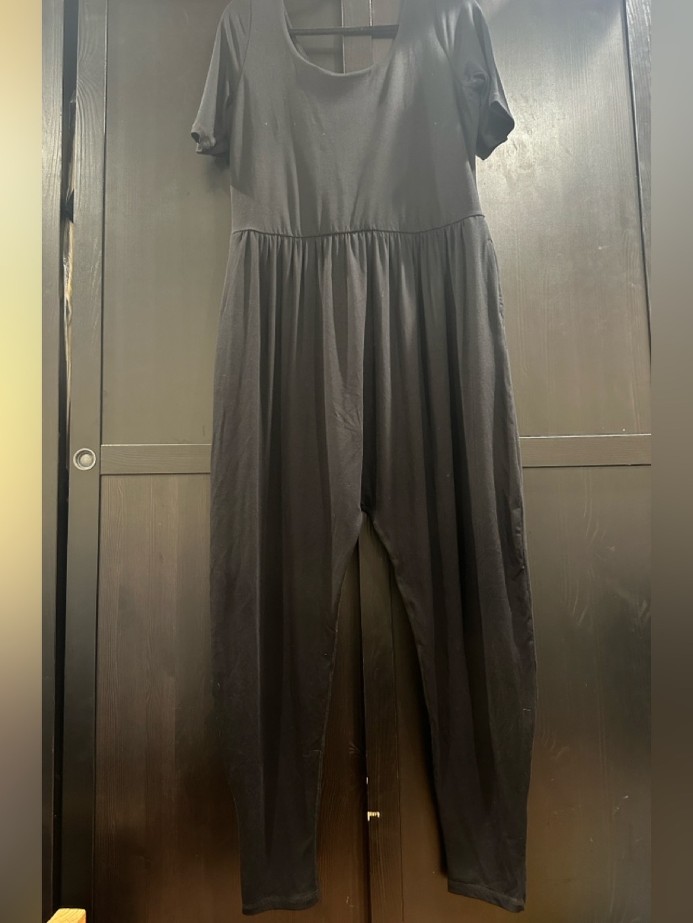 Relaxed Scoop-Neck Black Short Sleeve Jumpsuit